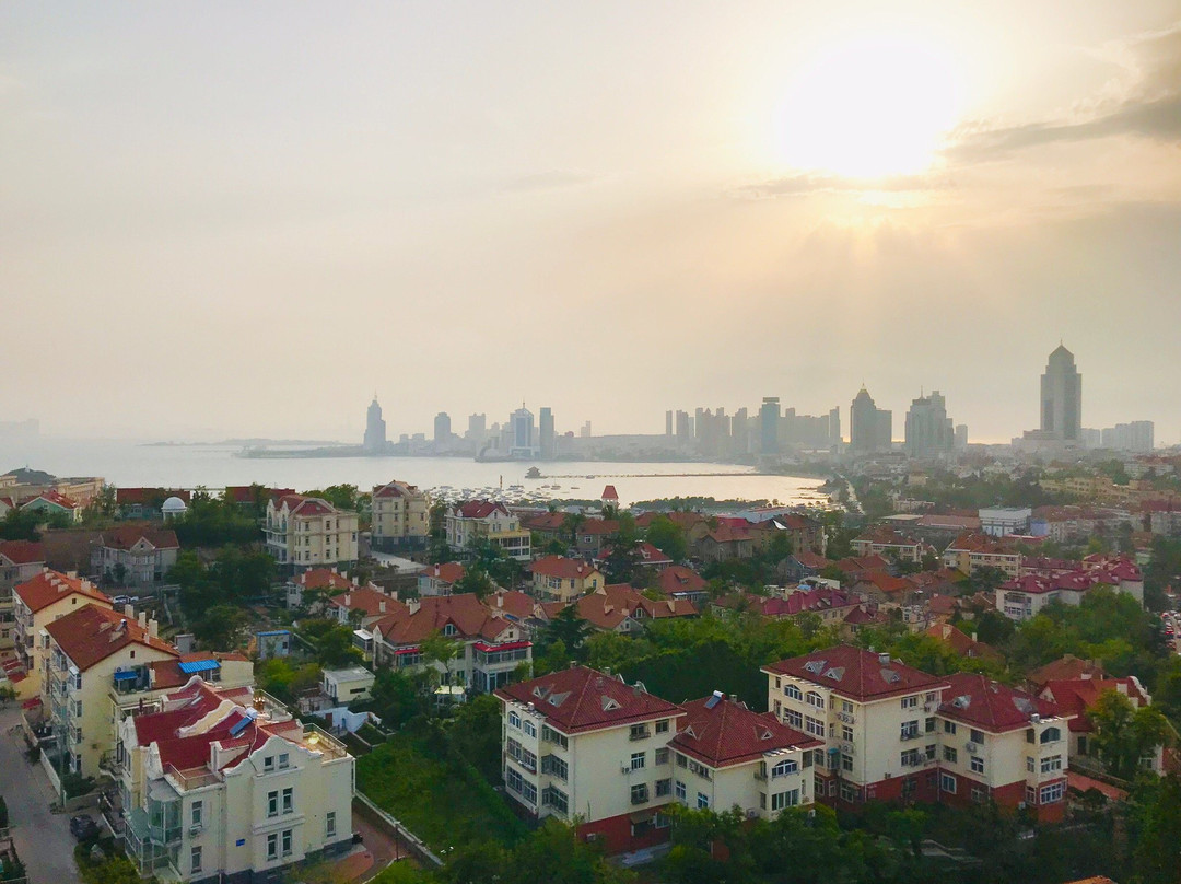 青岛小鱼山公园-青岛市必去景点