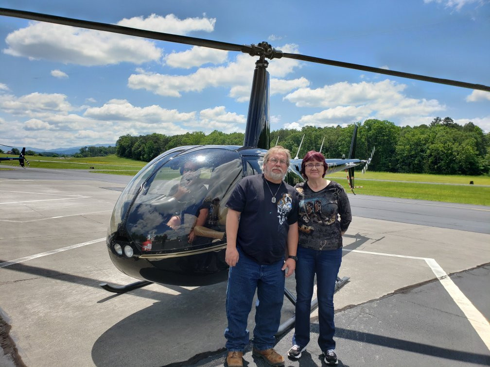 Sevier County Choppers Helicopter Tours景点图片