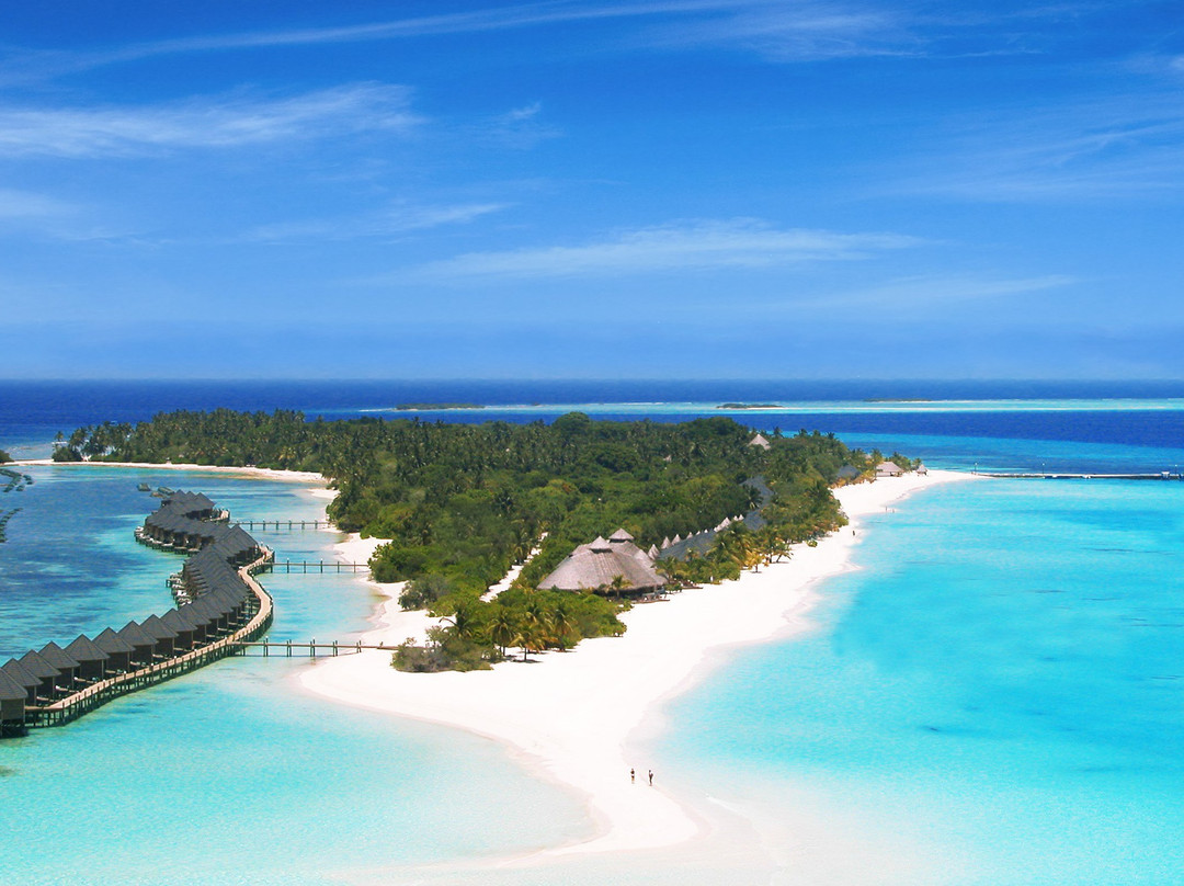 古丽都岛度假村主图