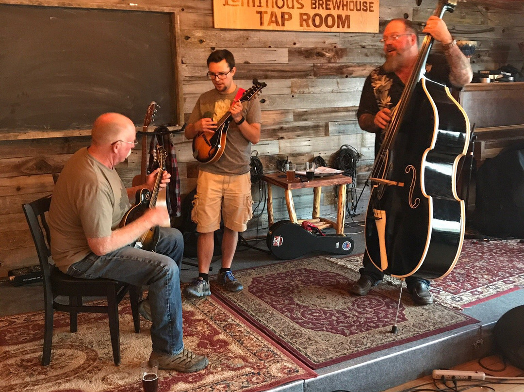 Luminous Brewhouse, LLC-谢里登必去景点