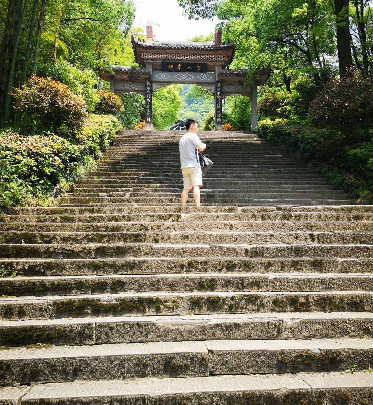 圣灯山森林公园景点图片