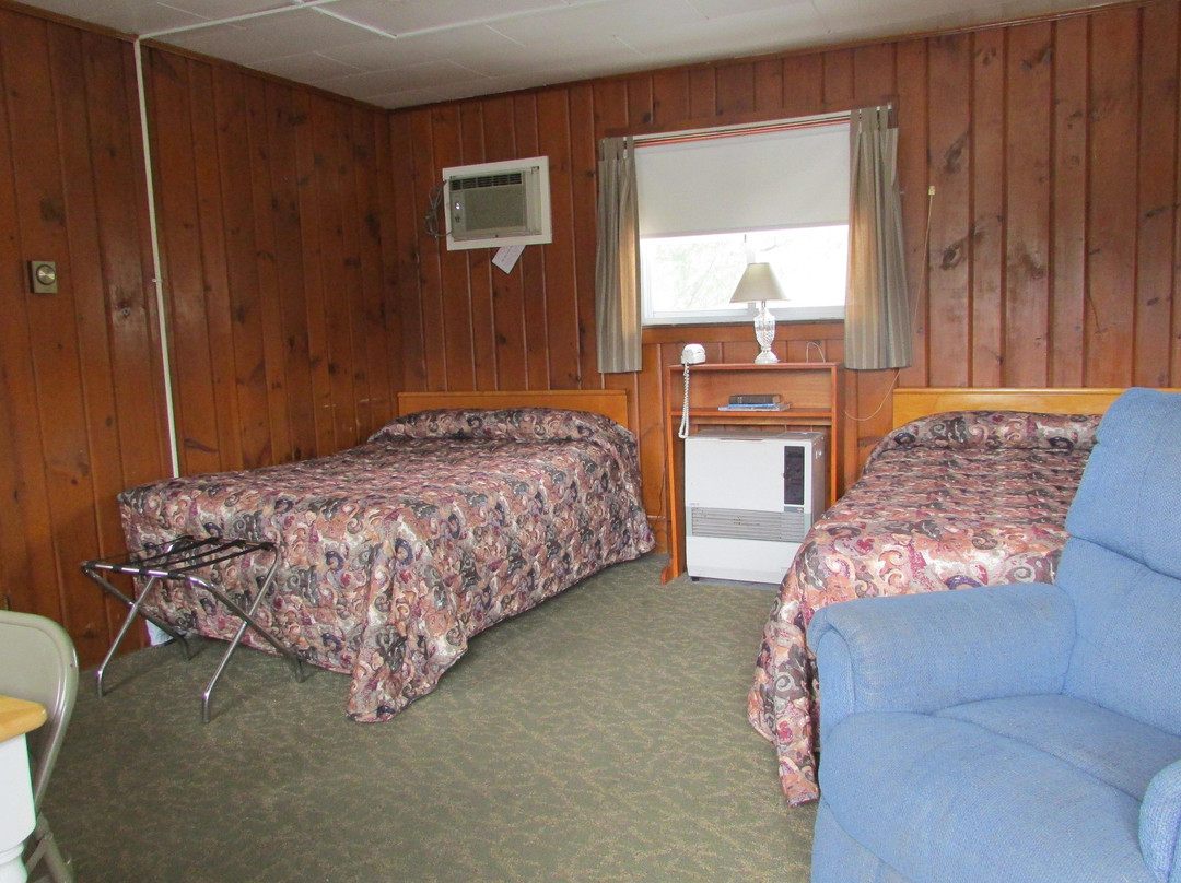 Cobbossee Motel主图