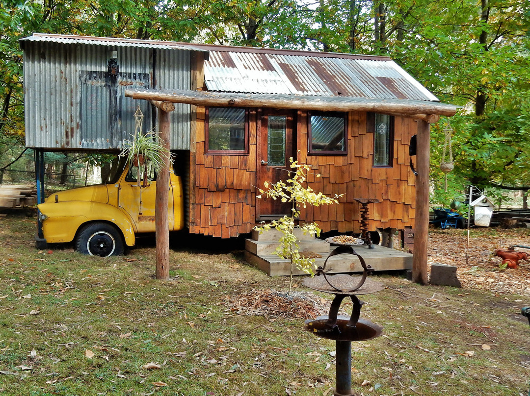 The Canvas Barn B&B主图