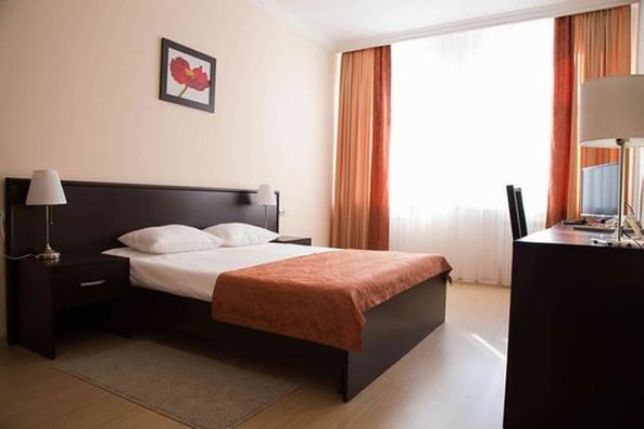 Hotel Mezonin-官方