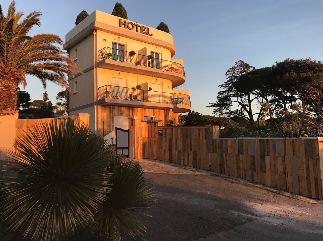 Hôtel Almanarre Plage主图