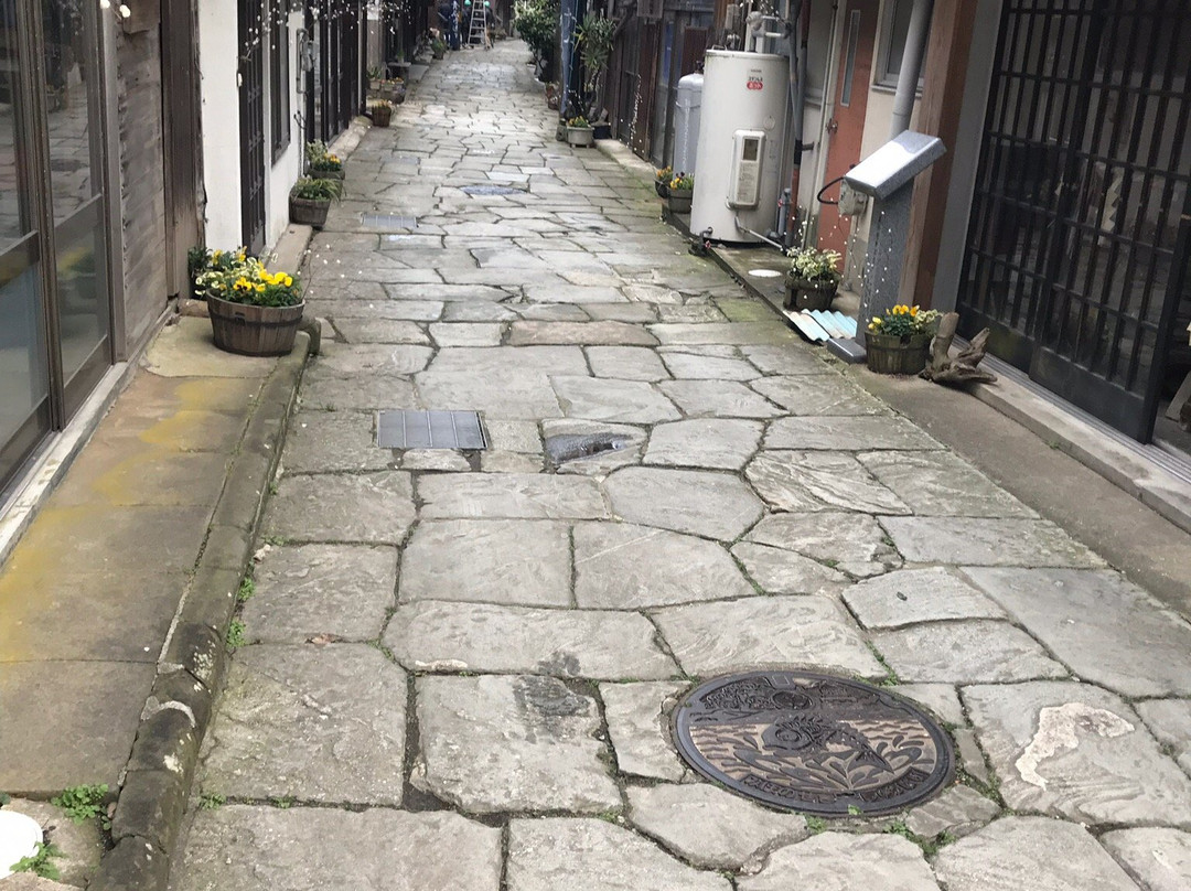 Ao Ishidatami Stone Path Street-松江市必去景点