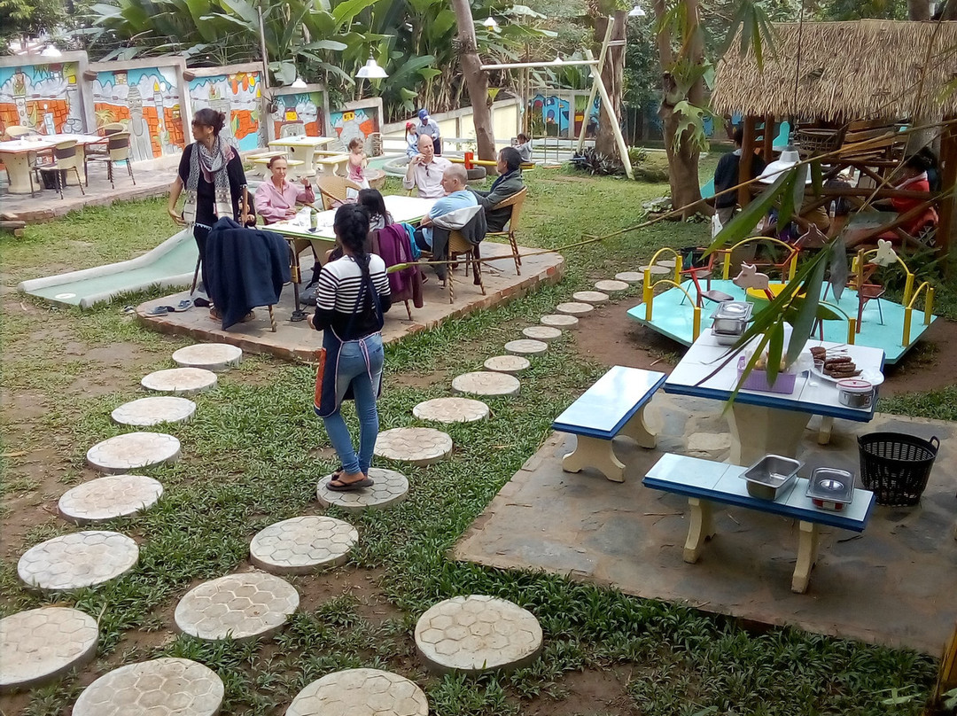 Crazy Golf Luang Prabang-琅勃拉邦必去景点