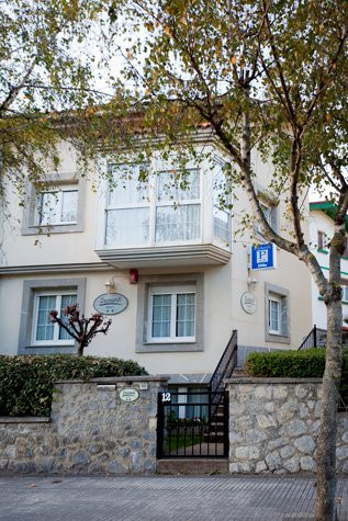 Pensión Zumardi主图