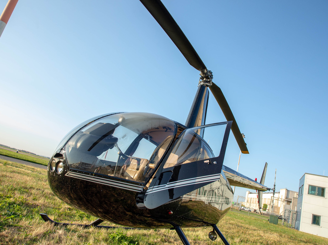 Hummingbird Helicopters Ltd景点图片