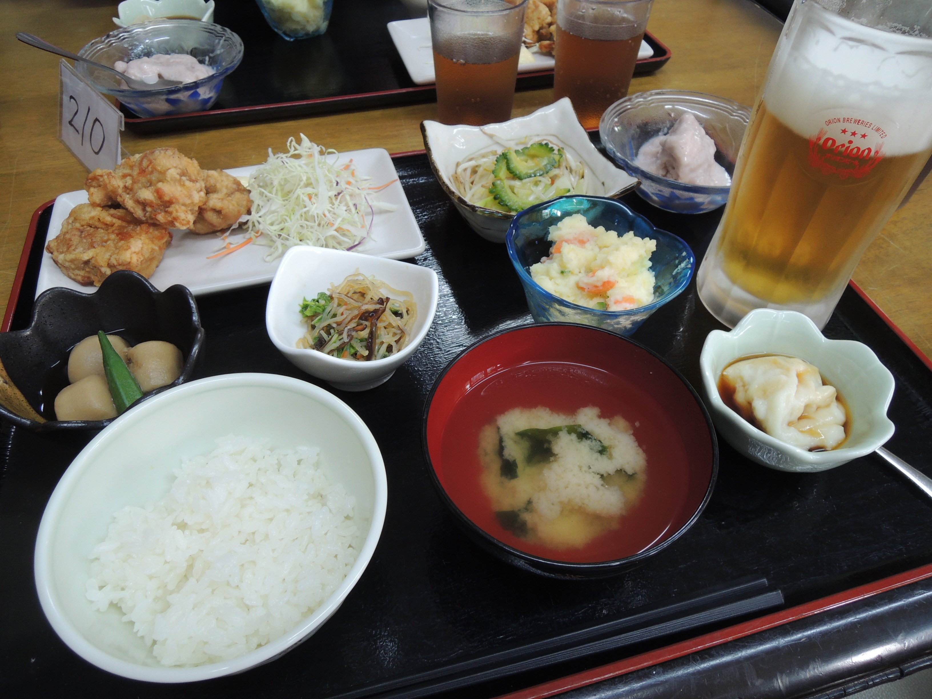 Reef Inn Kuniyoshi-餐饮