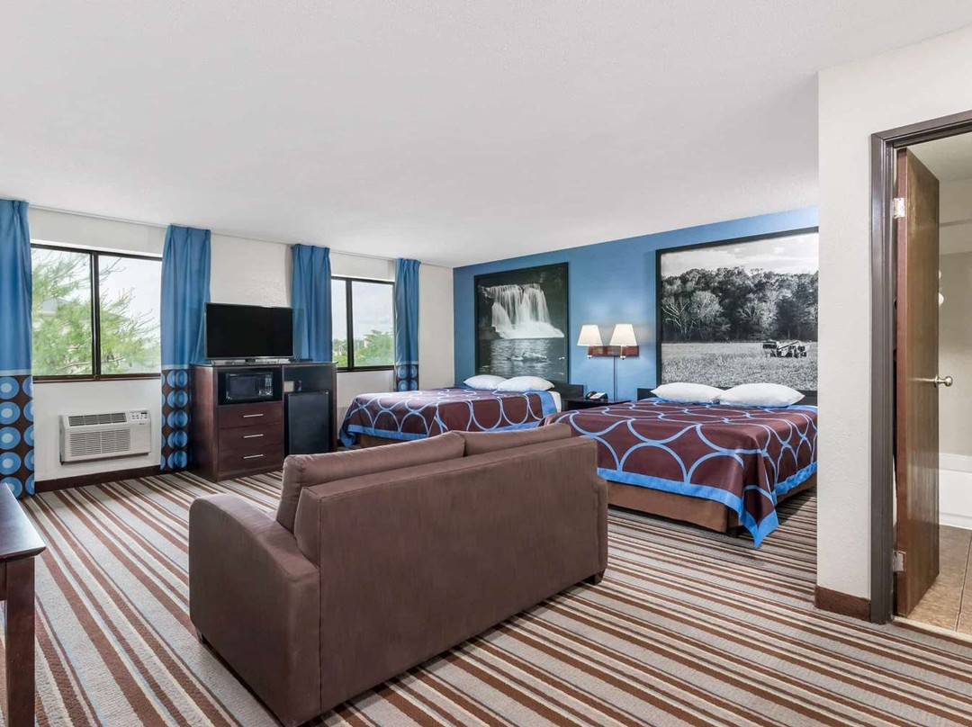 Super 8 by Wyndham Columbus主图