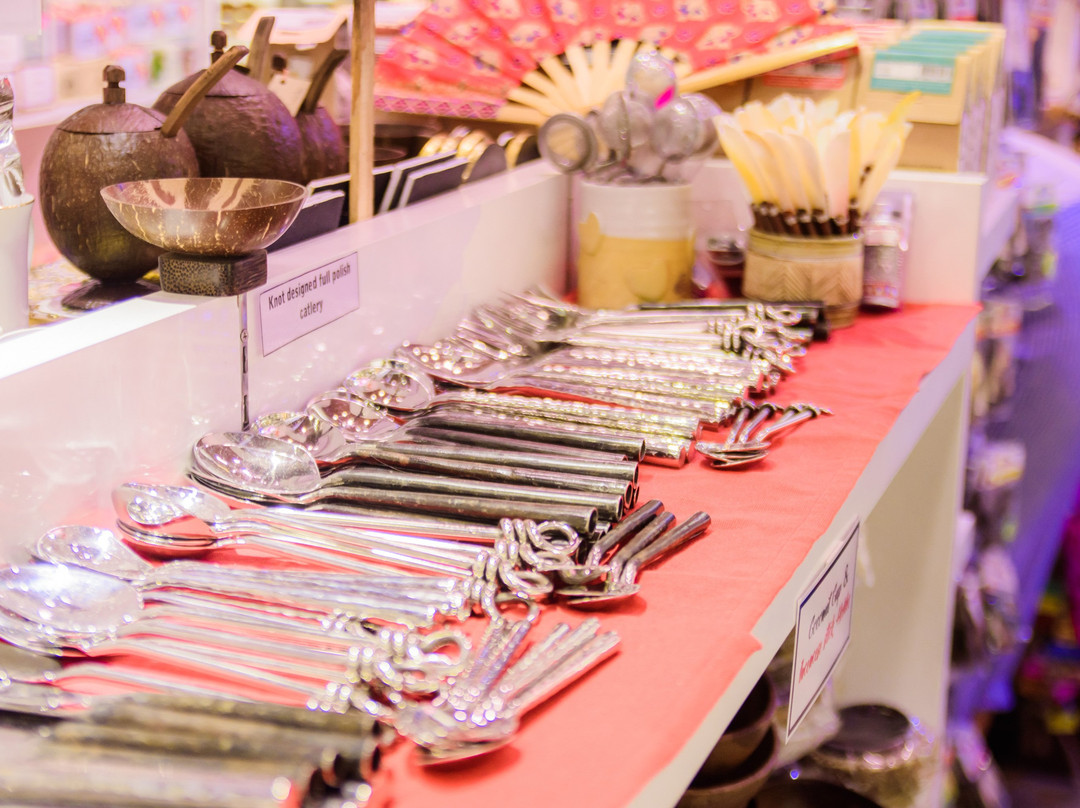 Warm Boutique-加勒必去景点