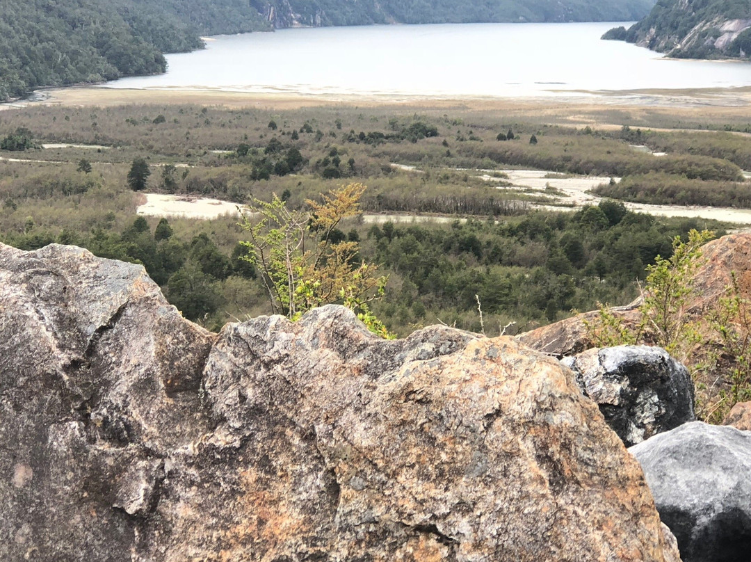 Bayo Lake-Puerto Rio Tranquilo必去景点