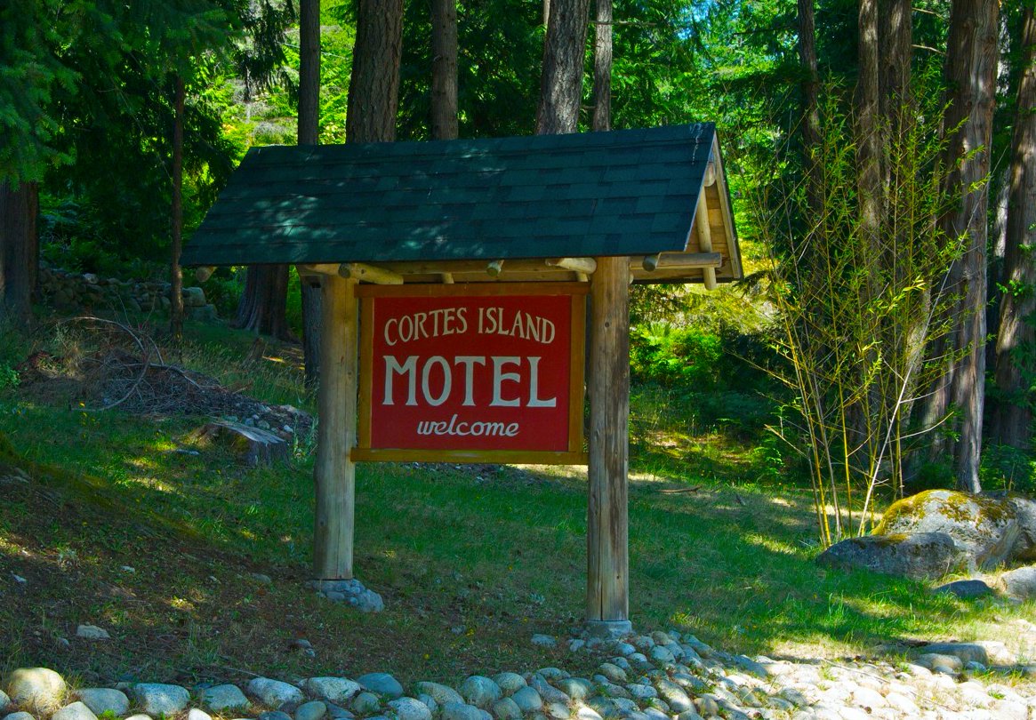 Cortes Island Motel-官方