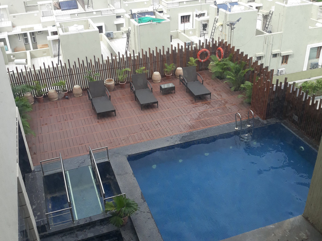 Efcee Sarovar Premiere主图