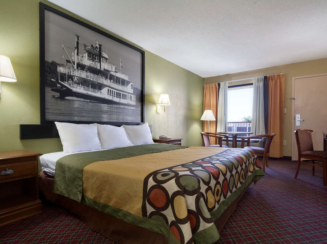 Super 8 by Wyndham Hattiesburg North主图