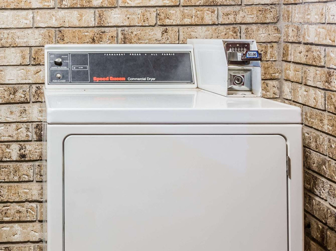 Super 8 by Wyndham Clovis主图