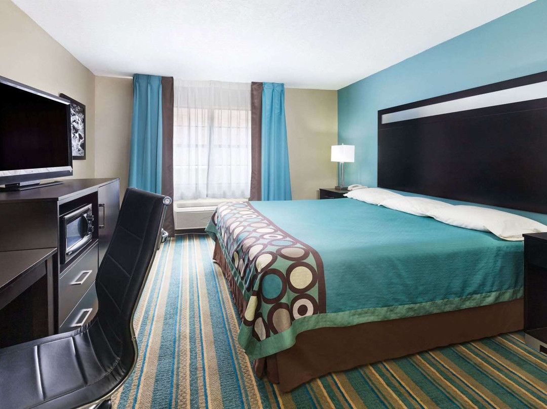 Super 8 by Wyndham Sulphur主图