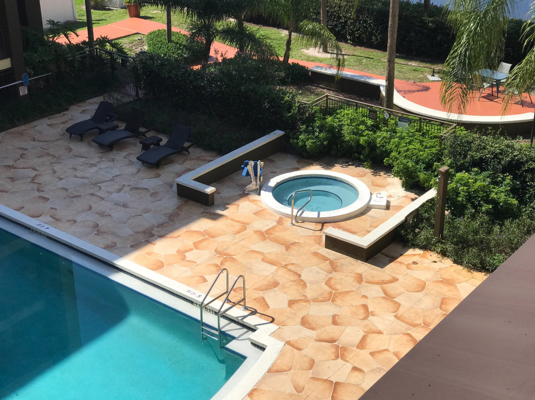 Best Western Plus Deerfield Beach Hotel & Suites主图