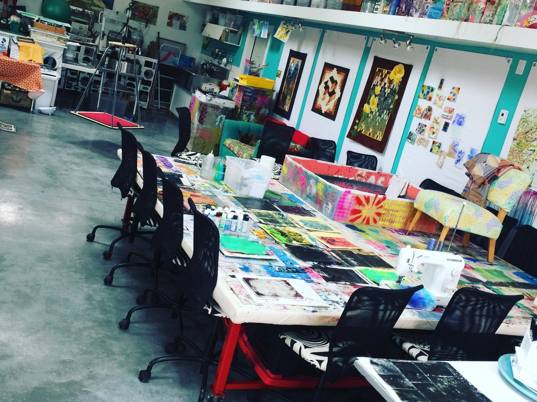Art Barn Studio景点图片