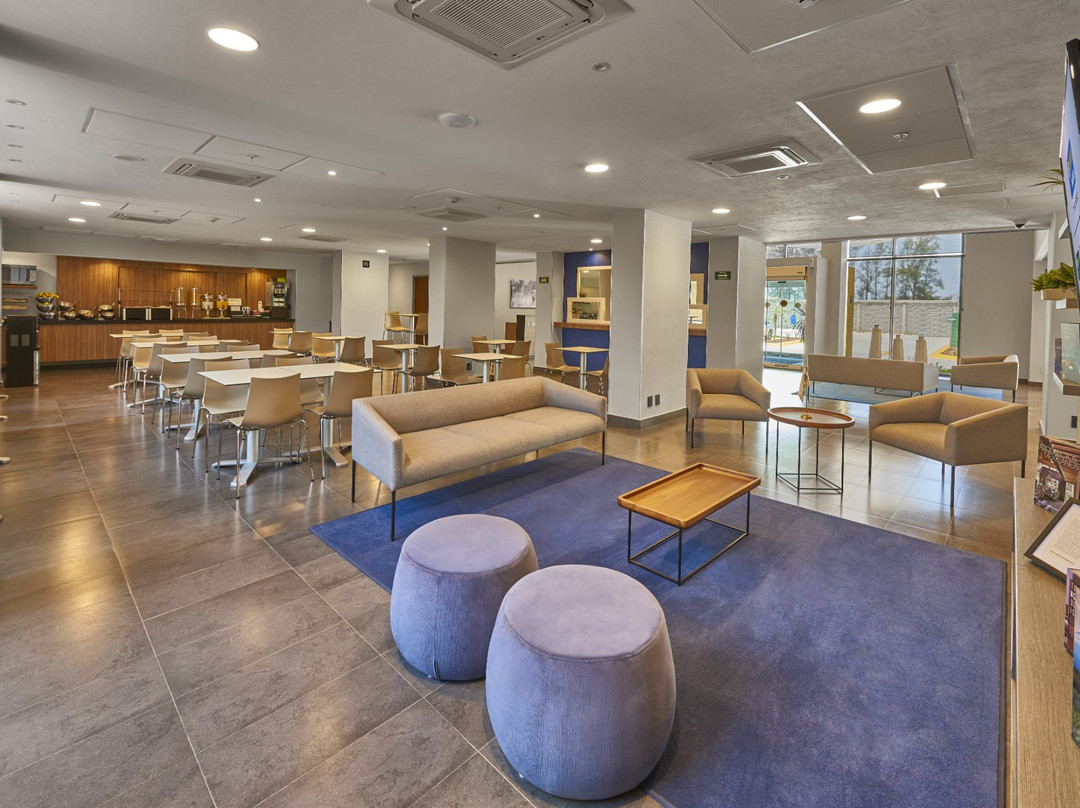 City Express by Marriott Celaya Galerias主图