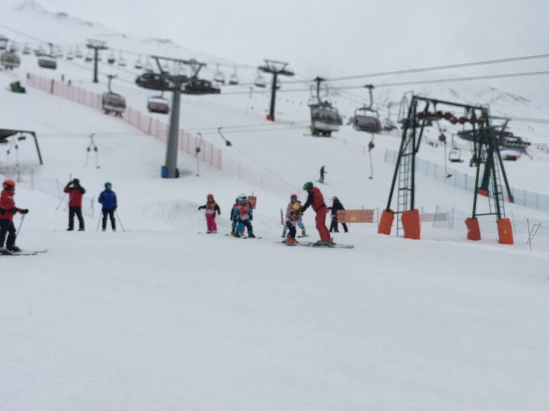 Pontedilegno Ski School景点图片