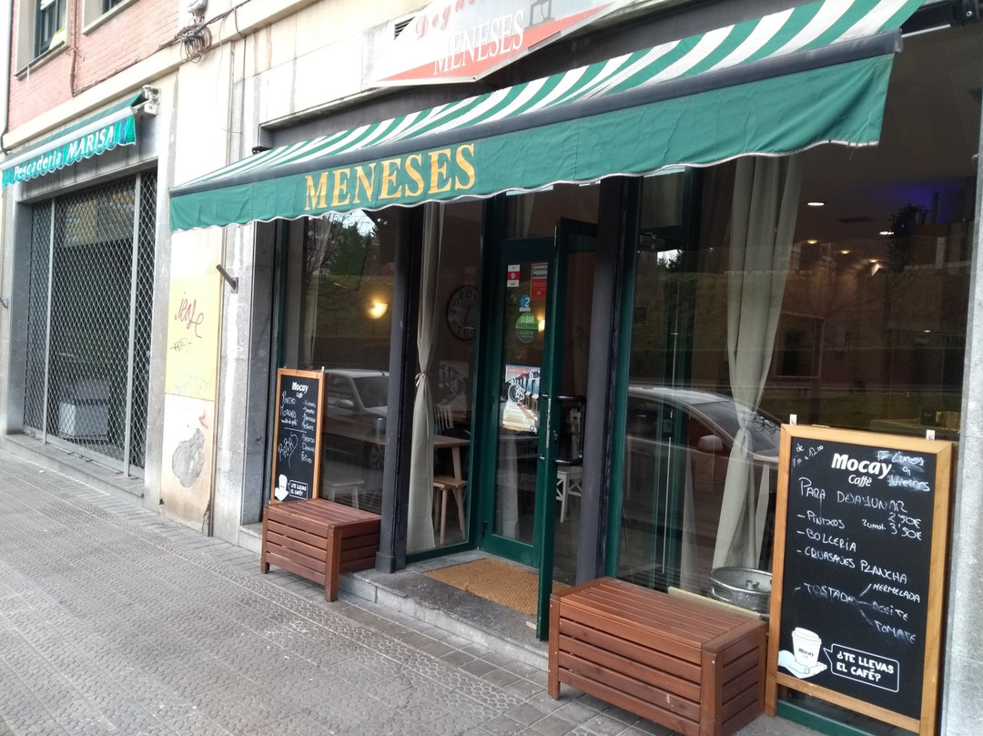 Zaratamo餐馆和美食-Cafeteria Meneses