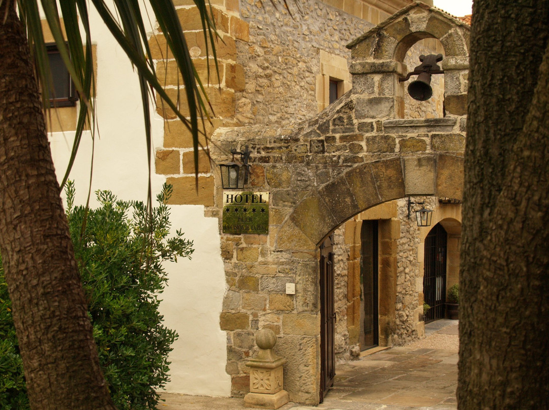 Hotel Palacio de la Peña Cantabria主图
