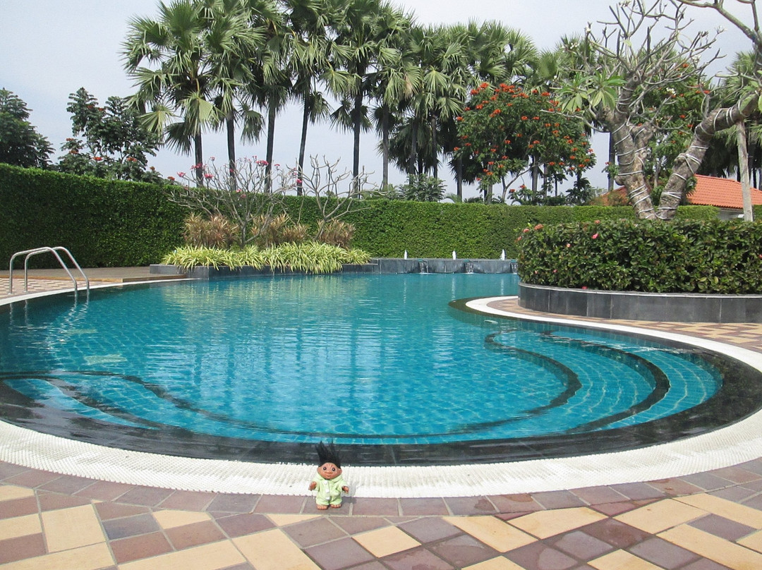 The Regency Hotel主图