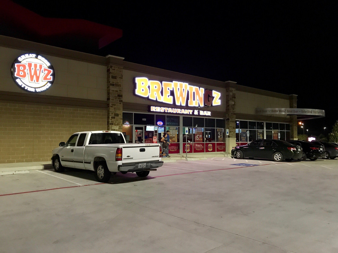 BreWingZ Restaurant and Bar