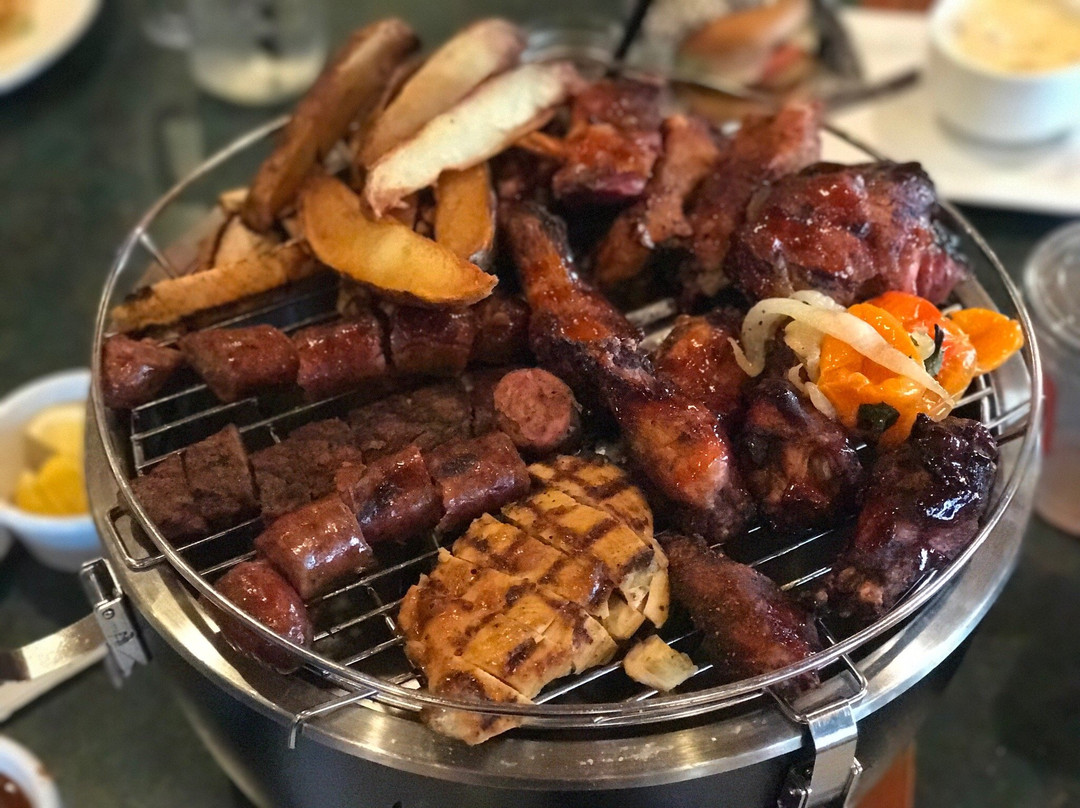 Smokey Bones BBQ & Grill