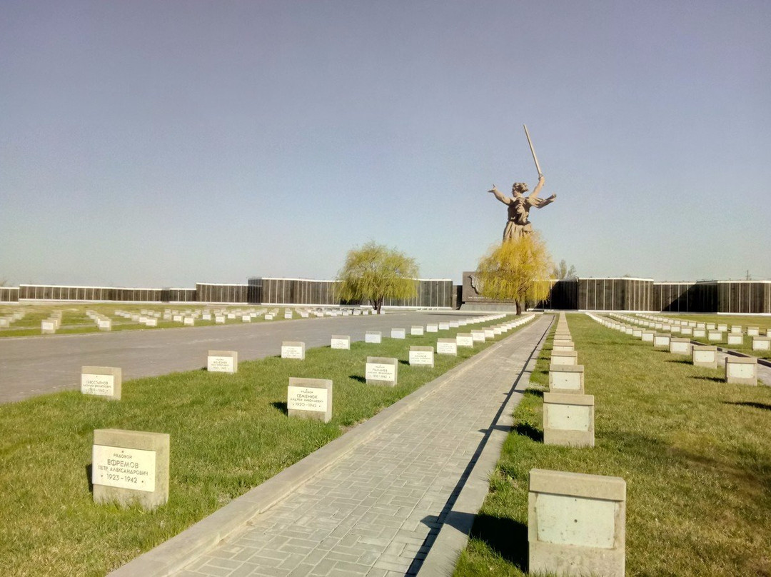 Military Memorial Cemetery景点图片