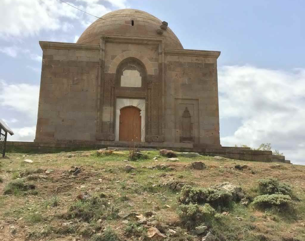 Seyyid Imadettin Muhammet Turbesi景点图片