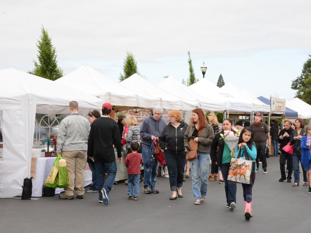 Tigard Farmers Market-泰格德必去景点