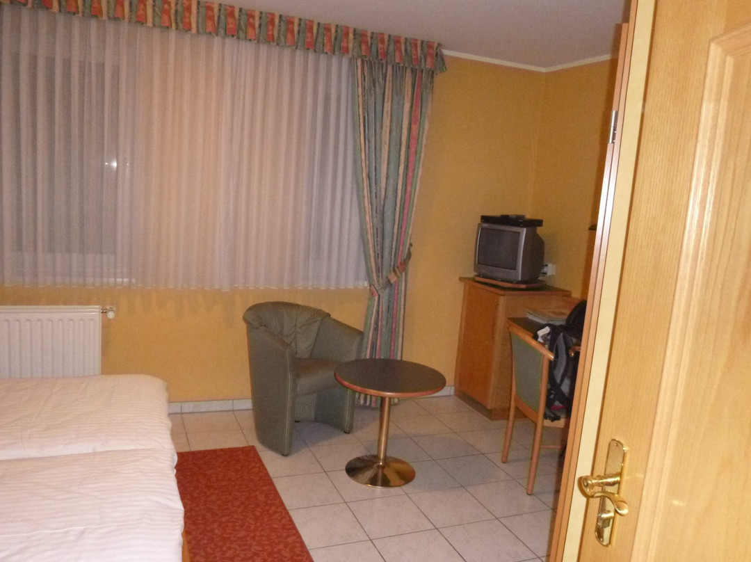 Hotel Re'ser Stuff主图