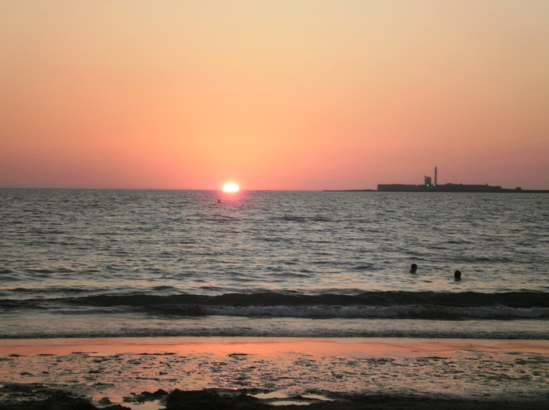 Playa de Santa Maria del Mar景点图片