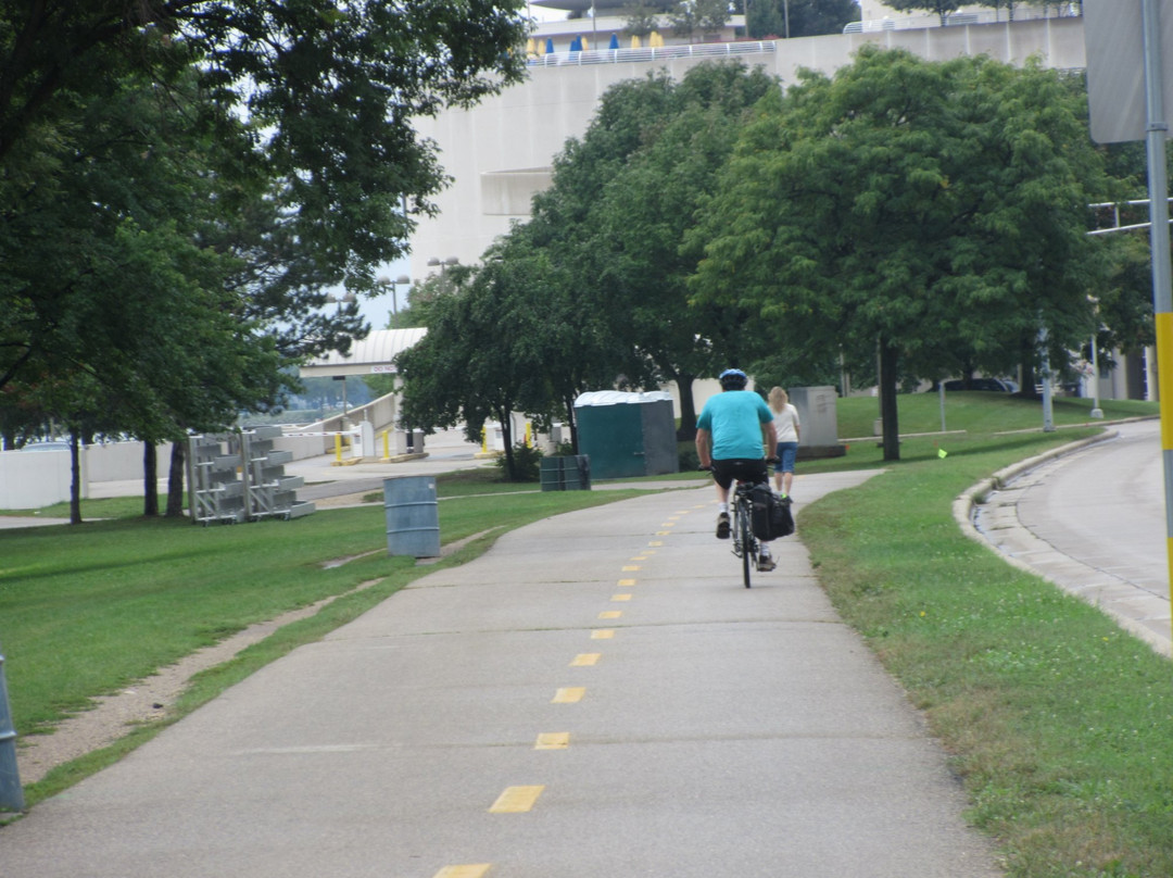 Lake Monona Shoreline Run-麦迪逊必去景点