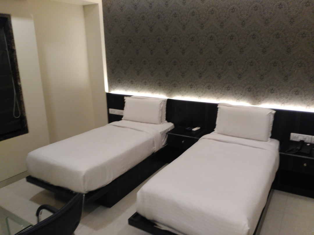 Surangi酒店住宿-Hotel Purohit Silvassa