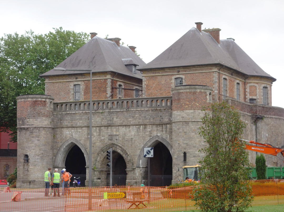Porte de Valenciennes-杜埃必去景点