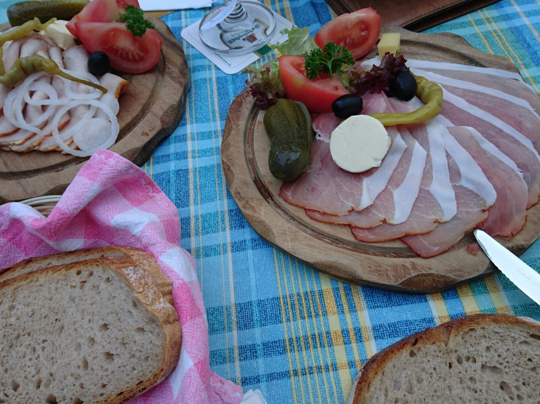 巴德温普芬餐馆和美食-Krauterweible