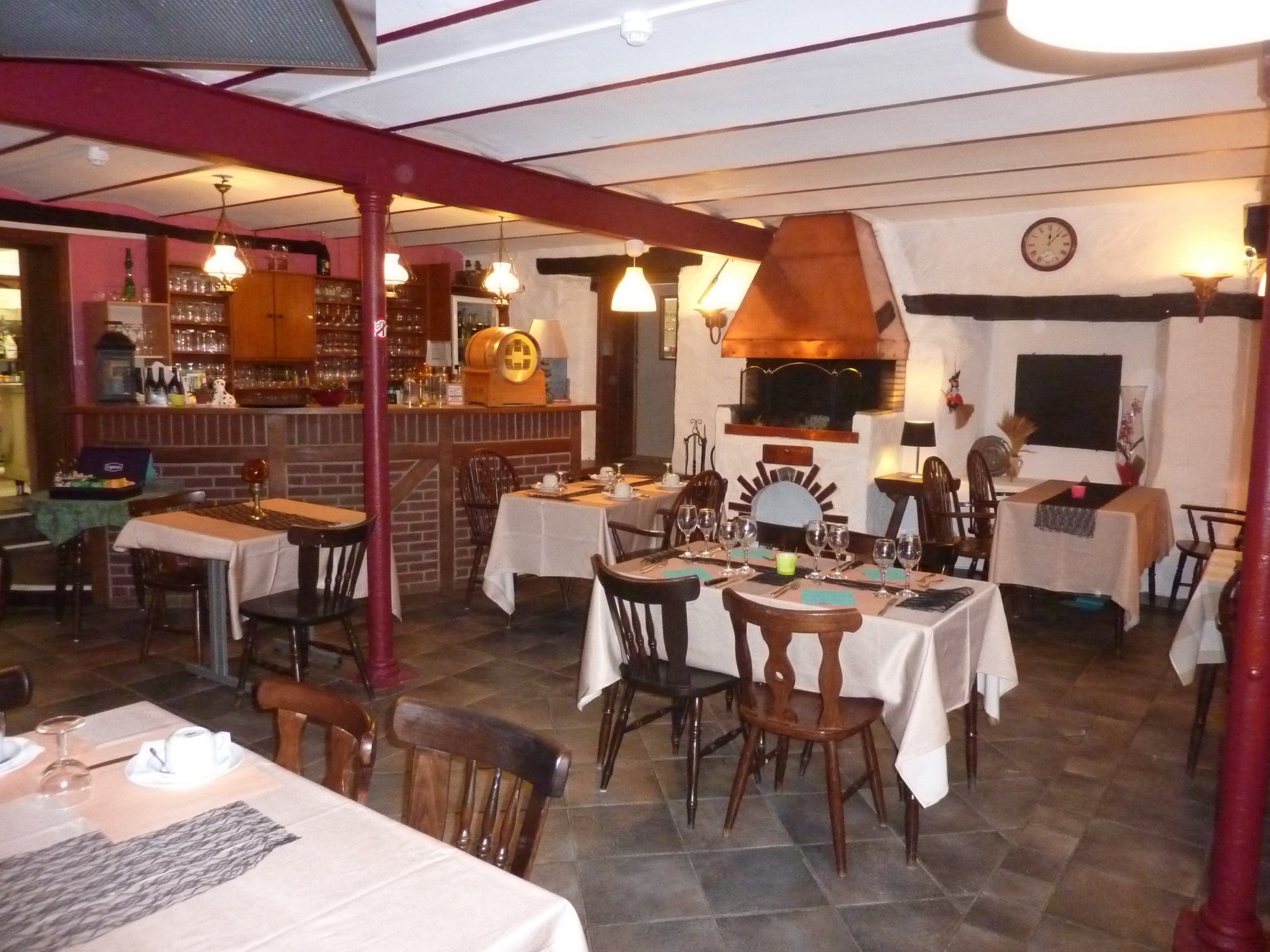 L'Enclos des Frenes-餐饮
