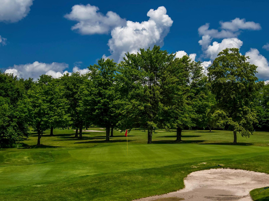 Pine Acres Country Club景点图片