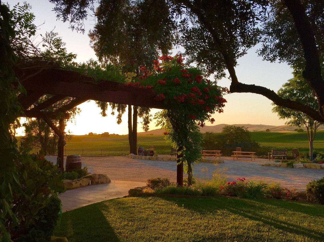 Four Sisters Ranch Vineyards & Winery景点图片