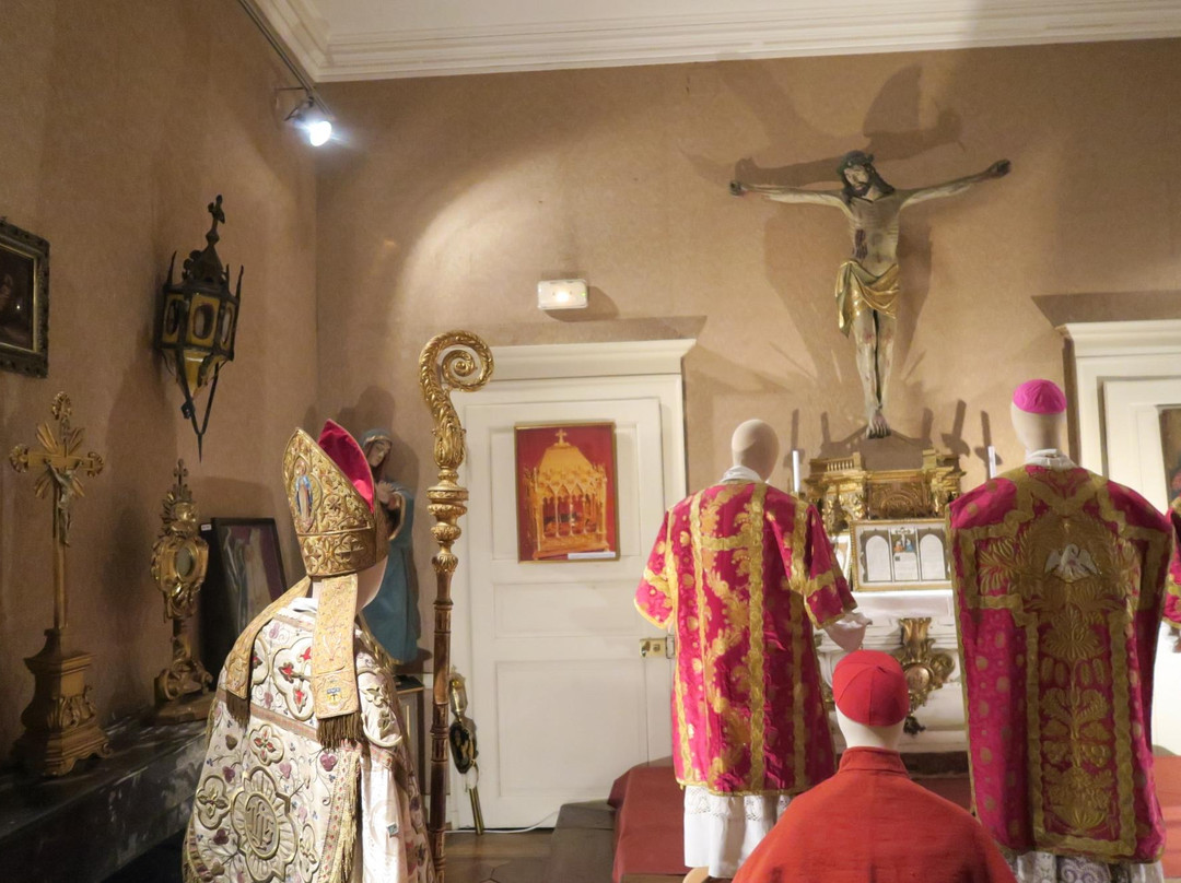 Musee des costumes et des traditions populaires-Saint-Jean-de-Maurienne必去景点