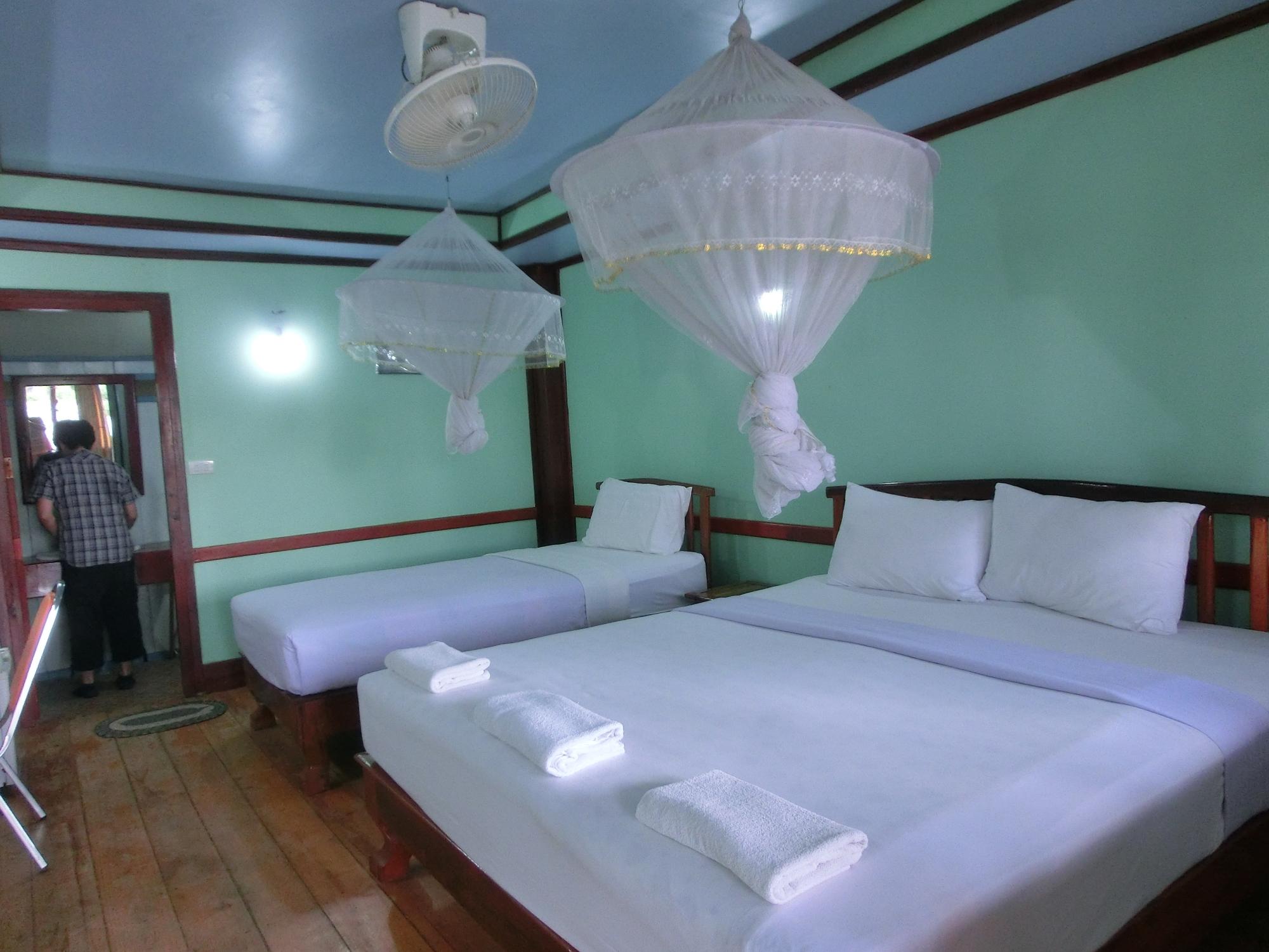 Pan's Guest House-官方