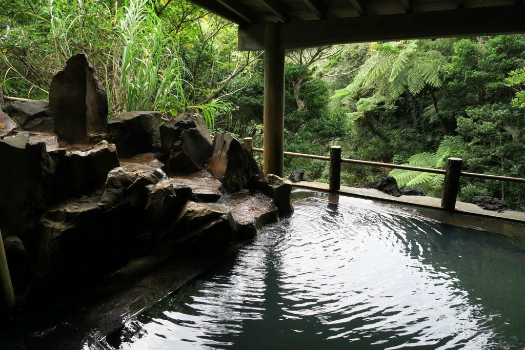 Uramigataki Hot Spring-八丈町必去景点