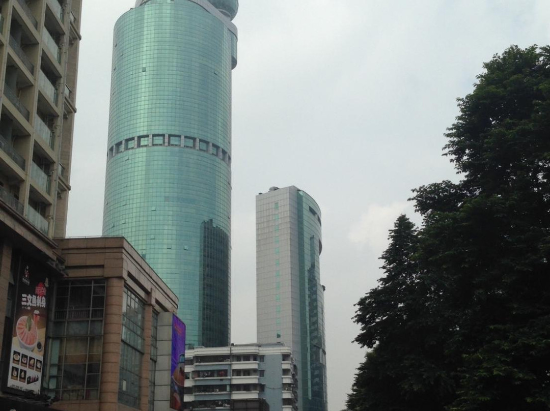 铂顿国际公寓主图