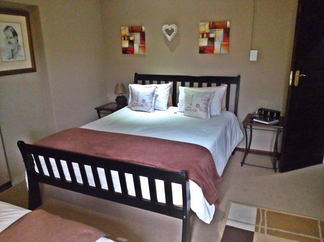 Big "5" Guesthouse主图