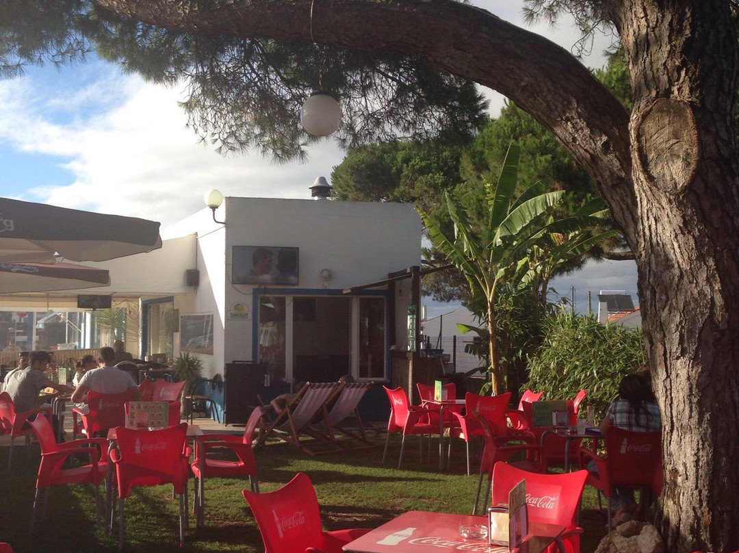 Aldeia do Meco餐馆和美食-Churrasqueira Mundial