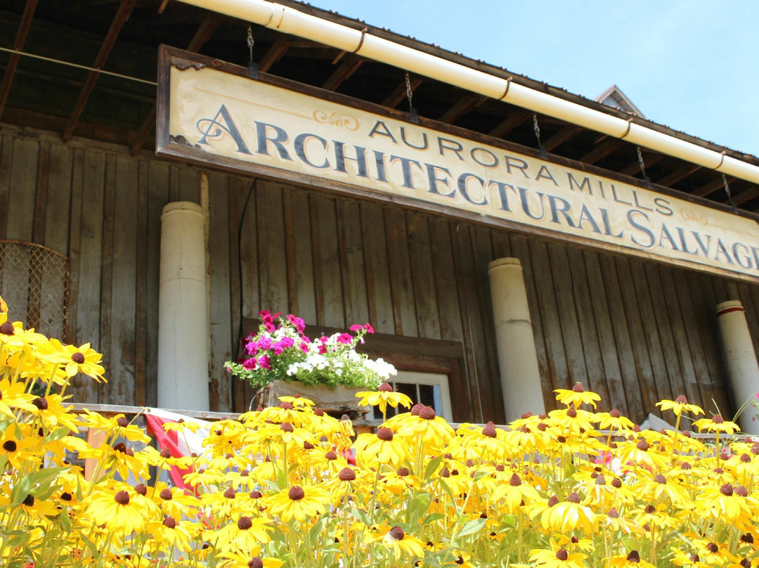 Aurora Mills Architectural Salvage-Aurora必去景点